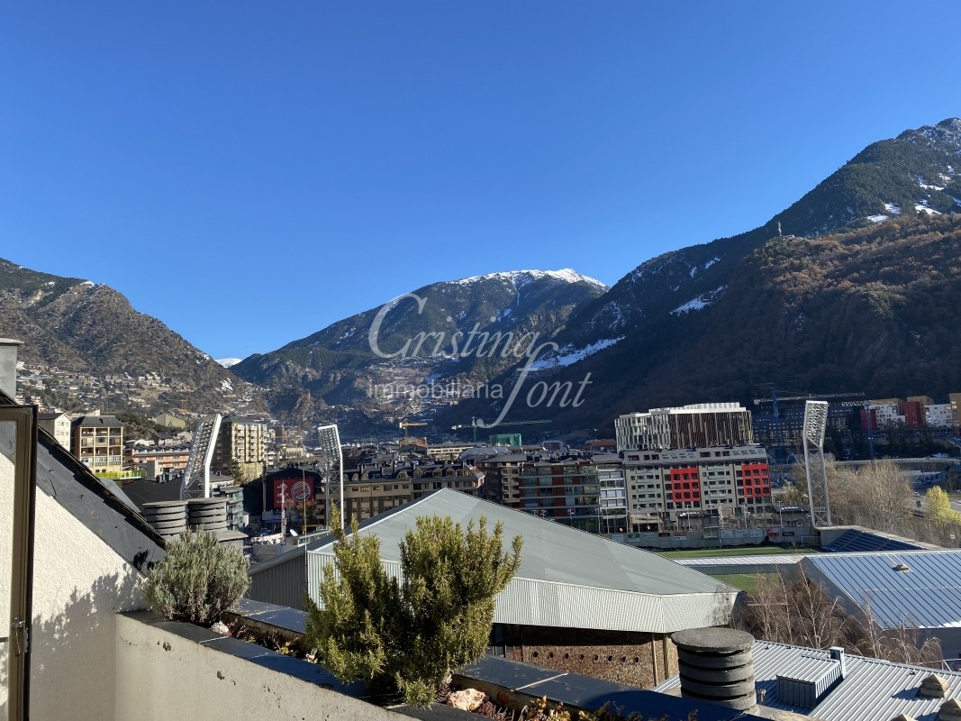 Dúplex en venda a Andorra la Vella, 4 habitacions, 196 metres